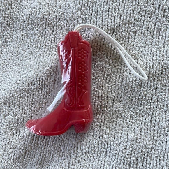 Boot-y Wash Soap On A Rope | Hydrating Boots Shaped Soap - Picture 1 of 5